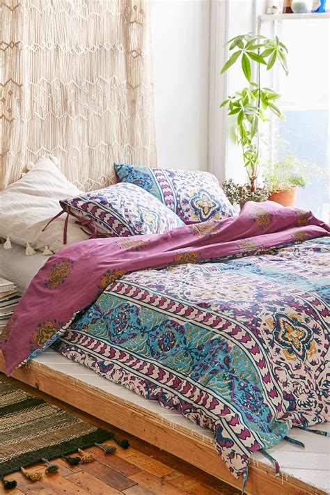 Urban outfitters duvet - Boho Duvet Covers, Boho Bedspreads + Boho Sheets. Transform your bedroom into a cozy and stylish sanctuary with Urban Outfitters' selection of boho bedding. Boho bedding adds a touch of warmth, texture, and eclectic charm to your bedroom decor. ... Urban Outfitters' boho bedding collection caters to diverse tastes and styles, ensuring you'll ...